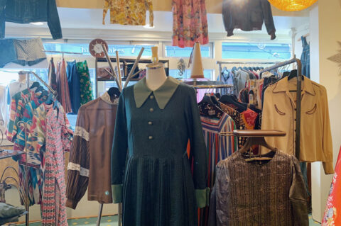 Frech Vintage&Used Clothing.