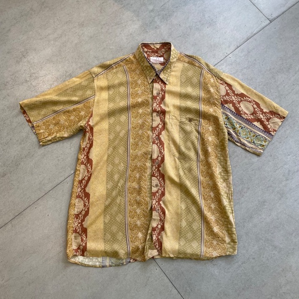 90's Vintage patterned shirt